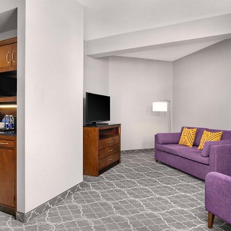 Hilton Garden Inn Calgary Airport Eksteriør bilde